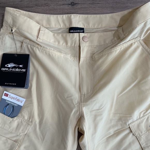 NWT Grundens Breakwater Pant Sandstone 36S - Picture 3 of 4
